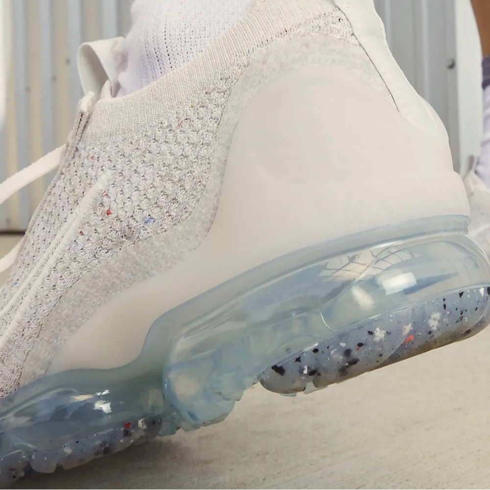 New Nike Air Vapormax Flyknit 2021 Women’s size 11 color:Phantom